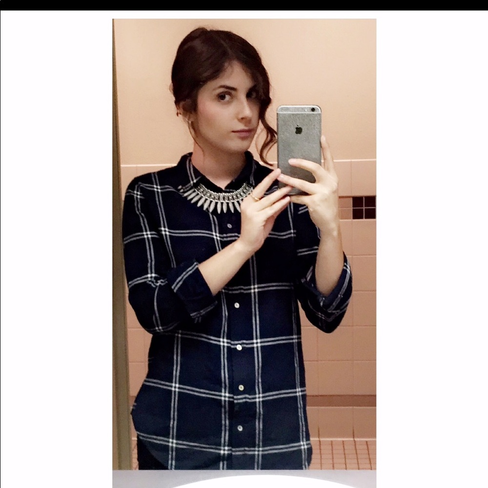 Button down Shirt - Picture 3 of 3